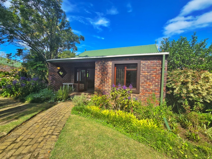 1 Bedroom Property for Sale in Hoekwil Western Cape